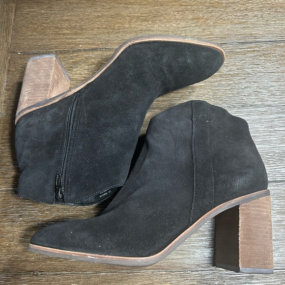 Lucky Brand leather suede boots size 11 - Picture 4 of 10